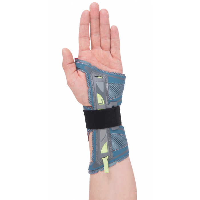 Optivohand Orthese angelegt an einer Hand Optivohand Orthese angelegt an einer Hand